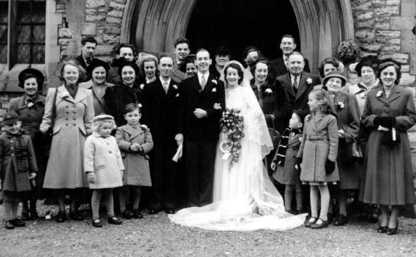 dennis-lyons-wed