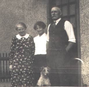 sam&nance